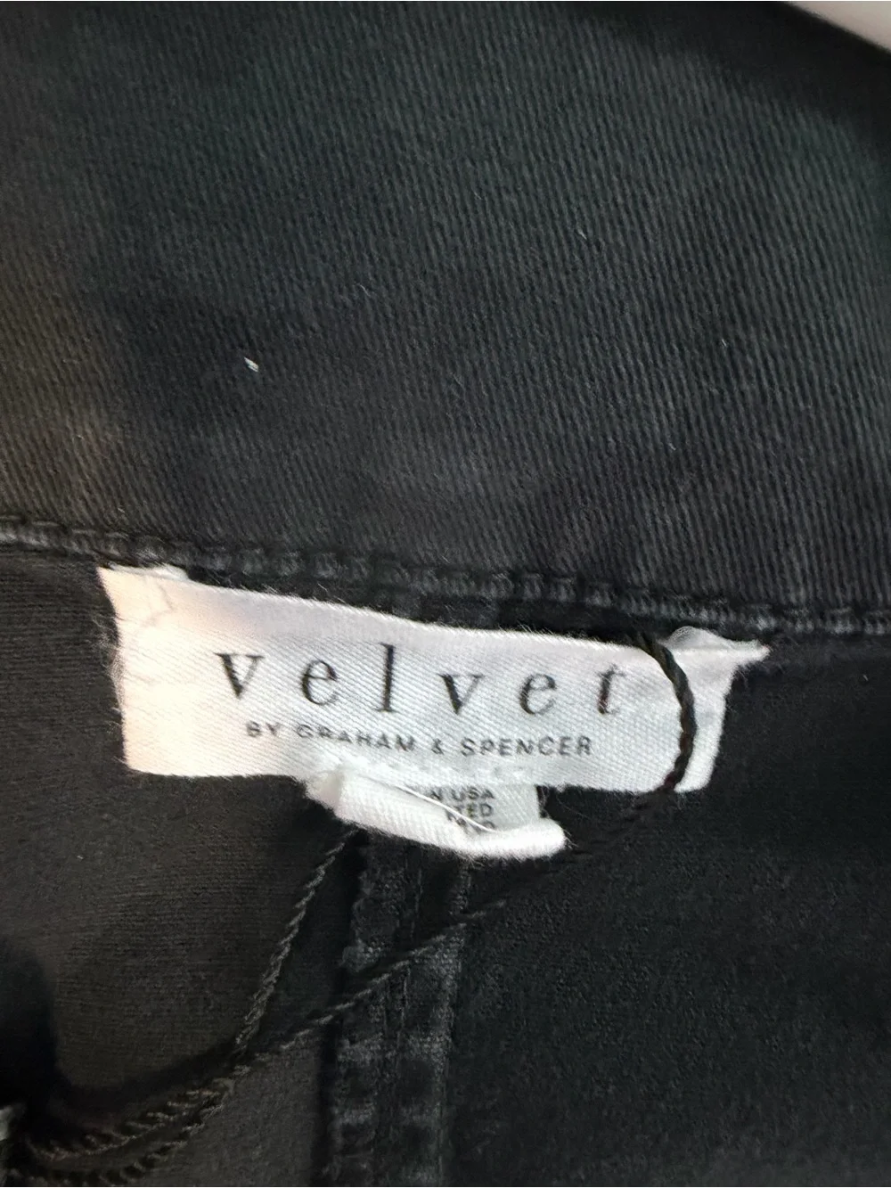 Velvet by Graham & Spencer streamlined black